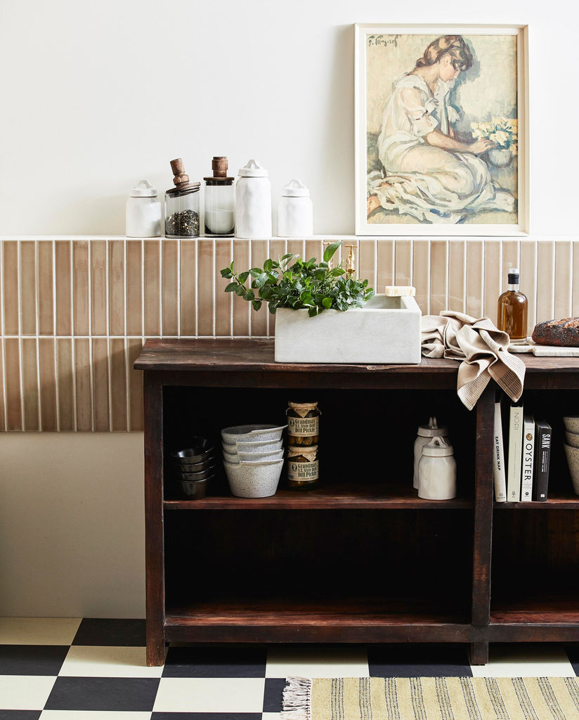 WOODIE display cabinet, light brown stain finish