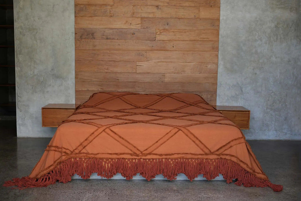 The Berber Bed Throw  - 240 x 300 cm, Terracotta