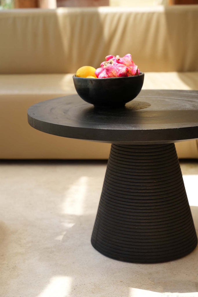 The Hi Matata Coffee Table - Black, D 70 CM